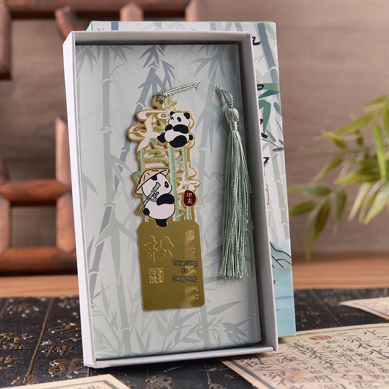 Panda Kultur & Kreativ Lesezeichen Geschenkbox: Exquisite Lesezeichen mit Metallquasten im antiken Stil für Studenten - Chinesisch inspirierte kleine Geschenke