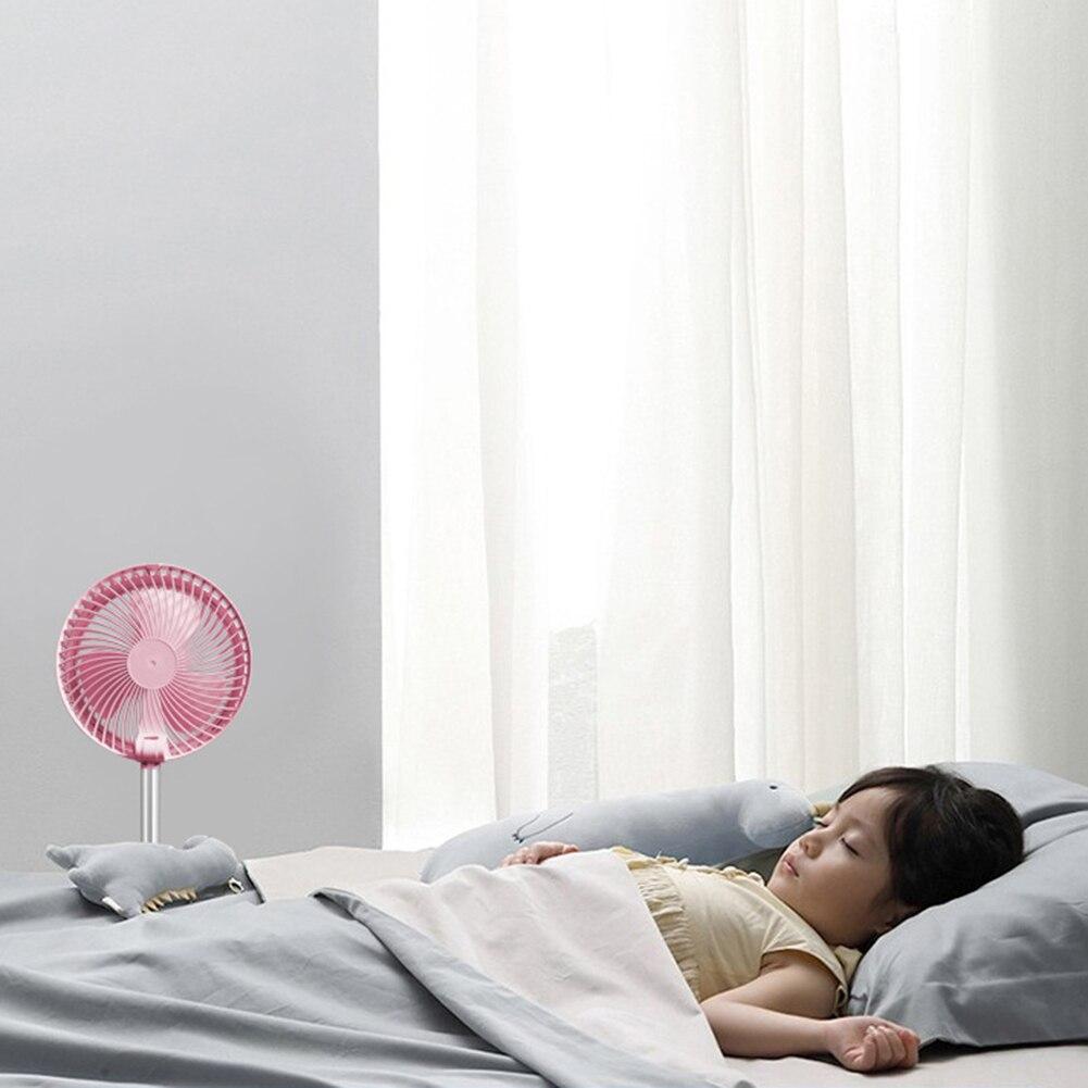 Ventilatore da pavimento telescopico pieghevole ricaricabile USB Mini ventilatore da tavolo da tavolo silenzioso estivo per studenti silenzioso per il dispositivo di raffreddamento della camera da letto dell'ufficio