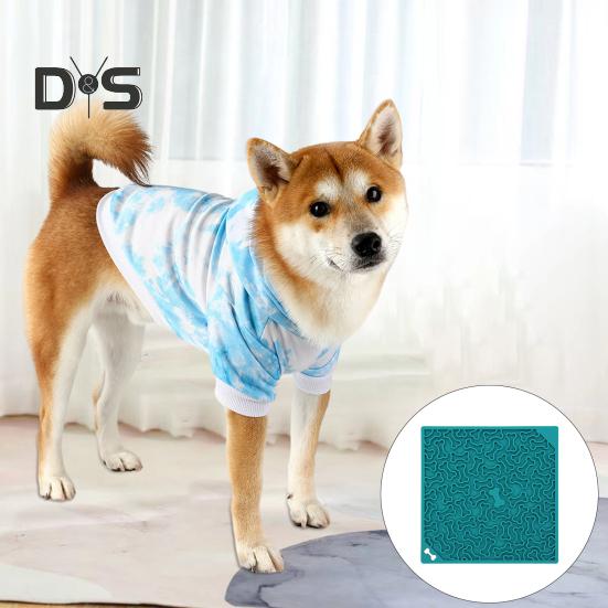 Dog Slow Feeder Mat Silicone Licking Pad with Suction Cup Pet Food Treat Puzzle Mat Slow Feeding Mat for Dogs And Cats