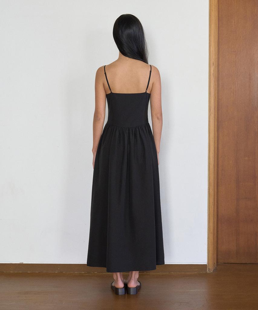 Manggomaenipeullijeu Sherry Shirring One Piece_Black
