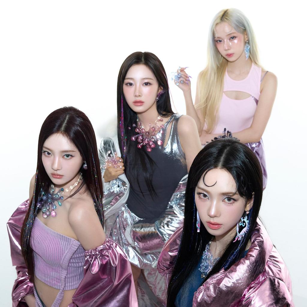 aespa Armageddon 1st Album Poster Karina Version Folded Poster on Sealed CD+1p Pack+PostCard+Sticker+PhotoCard+Tracking