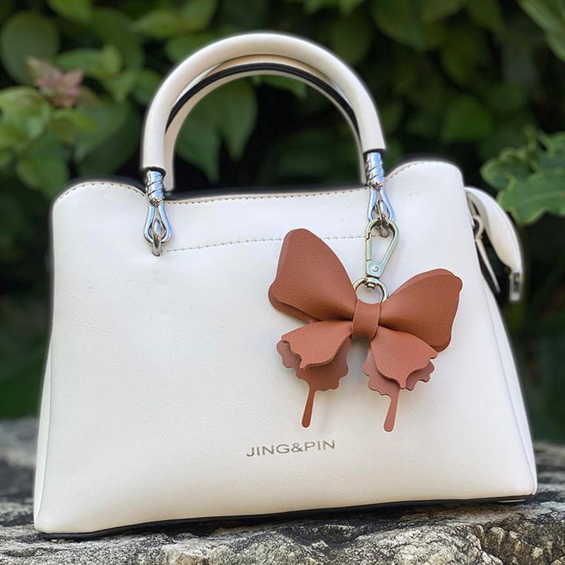 Cute Keychain White Purple Butterfly Flower Insects Car Key Ring Key Chains For Women Men Souvenir Gift Jewelry Bag Accessories