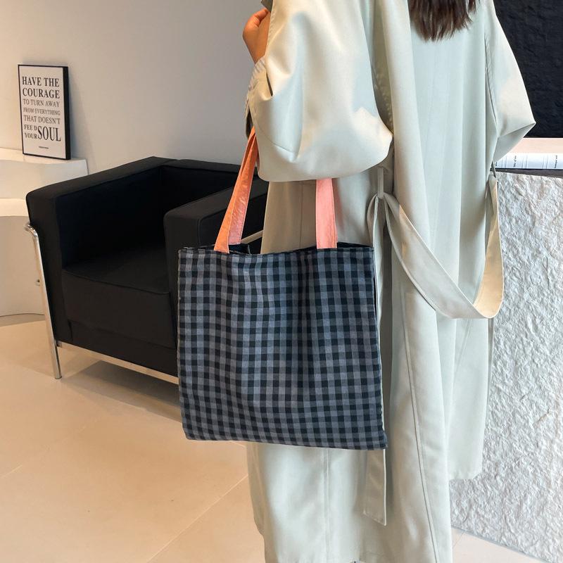 2025 Plaid Canvas Shoulder Bag - Large Capacity, Color Block, Autumn Casual Trend