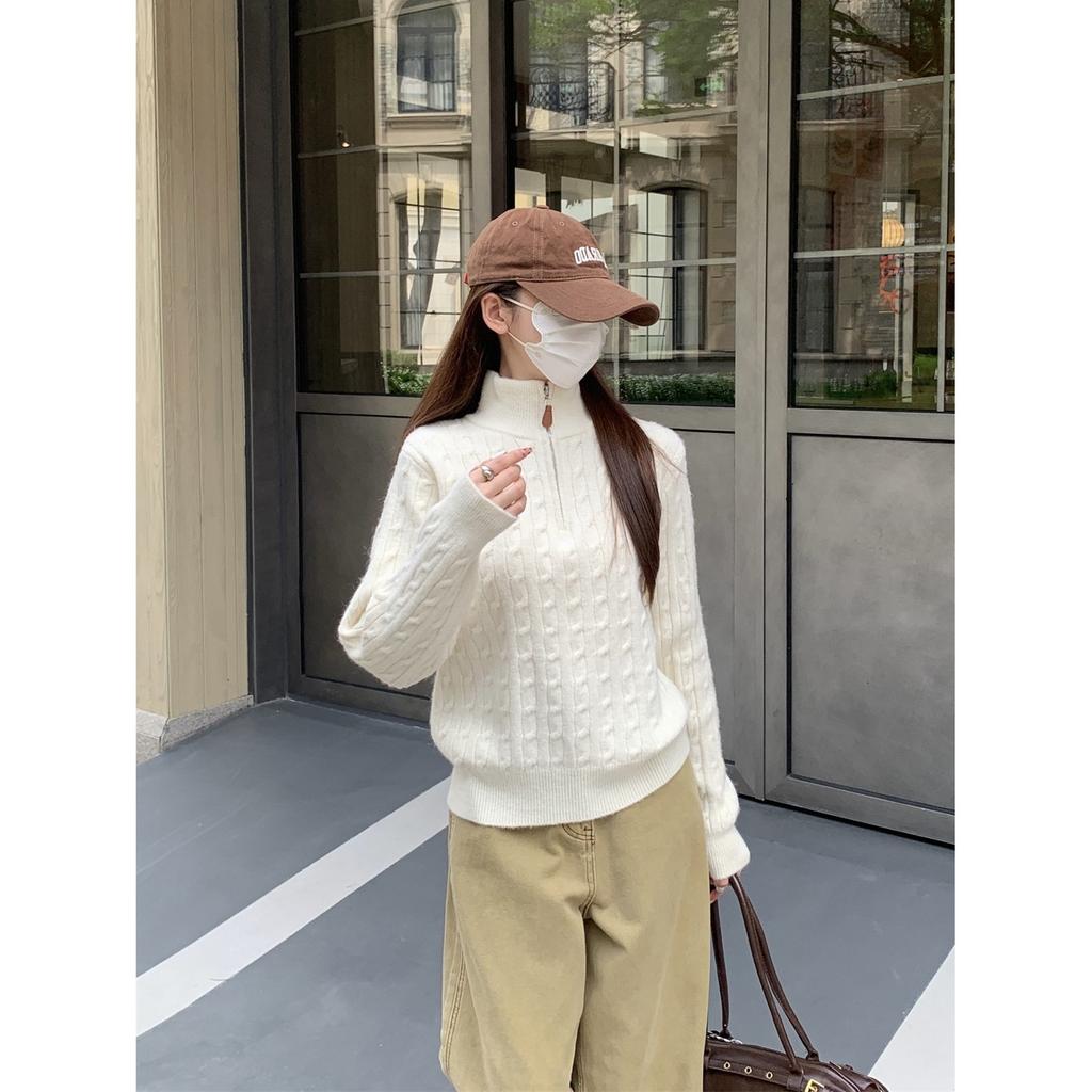 Autumn and Winter New Soft Waxy Gentle Half Zipper Stand-up Collar Twist Knitted Sweater Loose Sweater Women's Bottoming Shirt