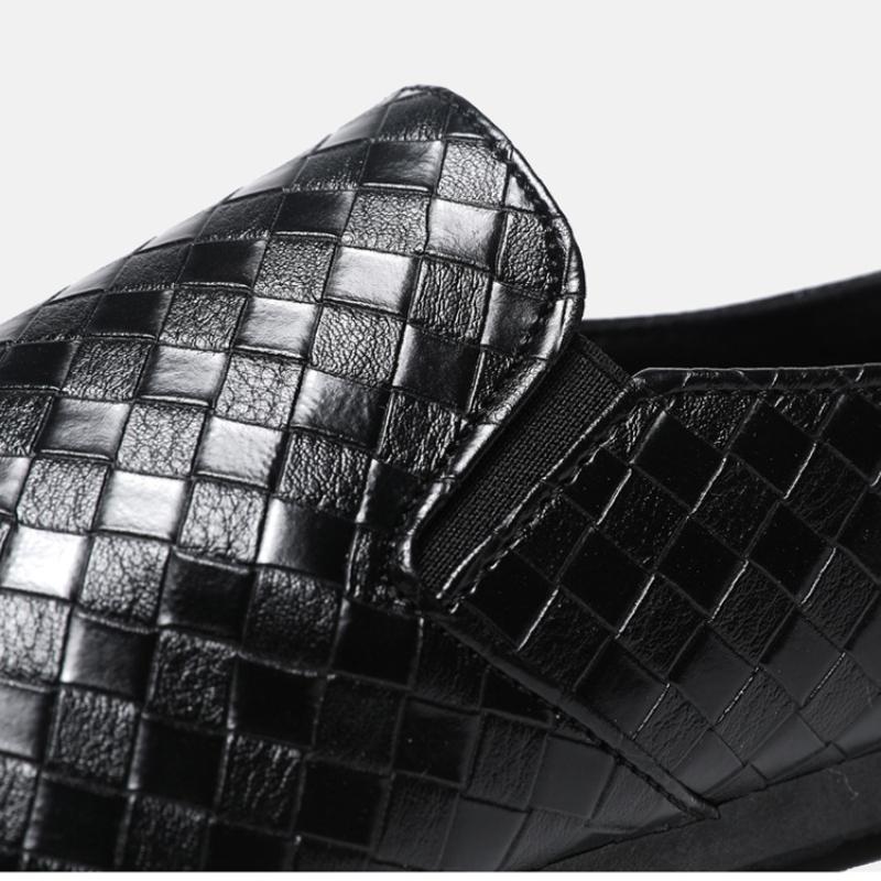 Men Trend Casual Shoes Dress Shoes Fashion Light Men Leather Footwear Breathable Slip On Checkered Flat Bottom Driving Shoe