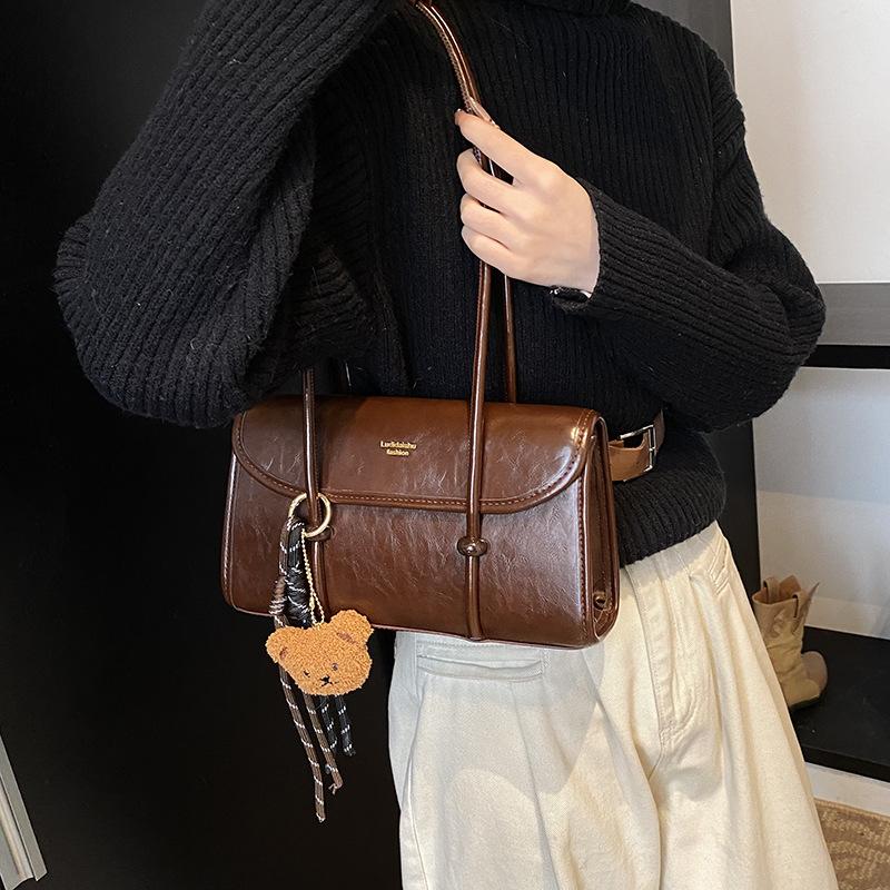 Wholesale popular fashion retro style Maillard armpit envelope bag high sense niche versatile foreign style shoulder bag women