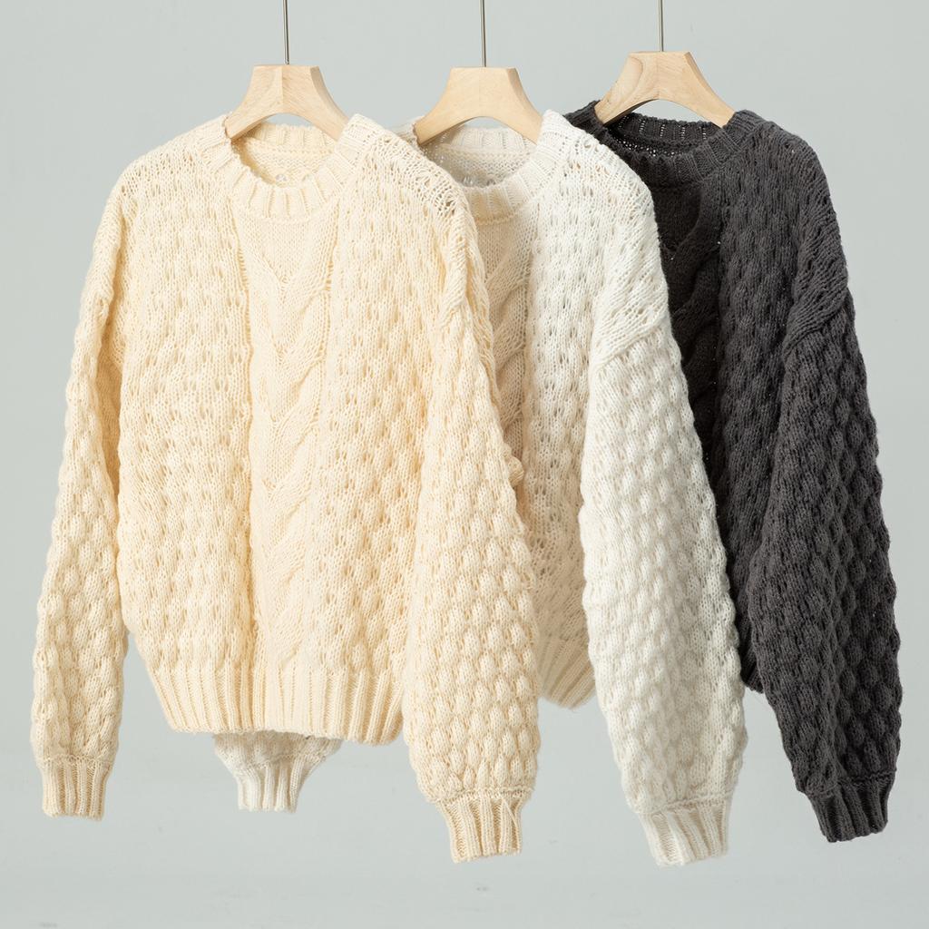 Autumn And Winter New Hollow Twisted Eight-head European And American Sweater Women's Loose Round Neck Retro Knitted Sweater