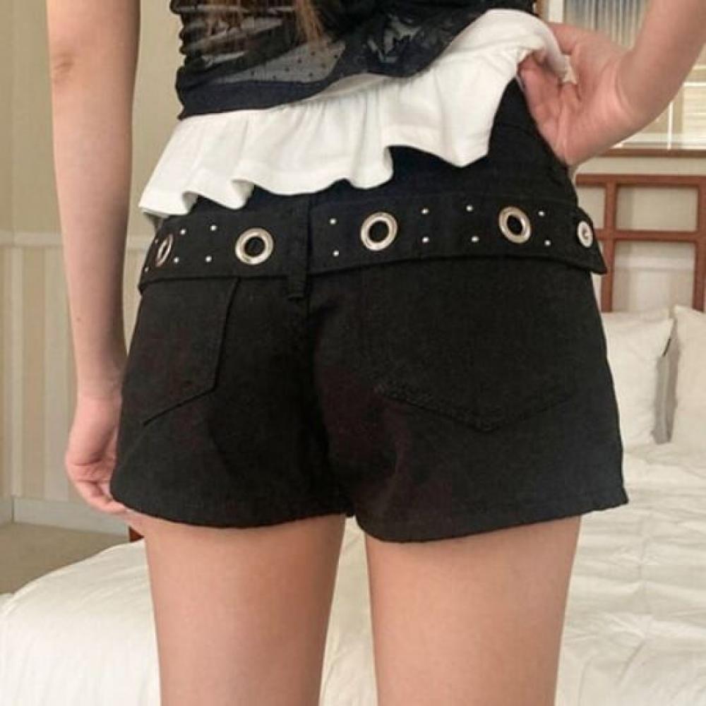 The Pink High Waist Back Eyelet Rivet Belt Strap Shorts