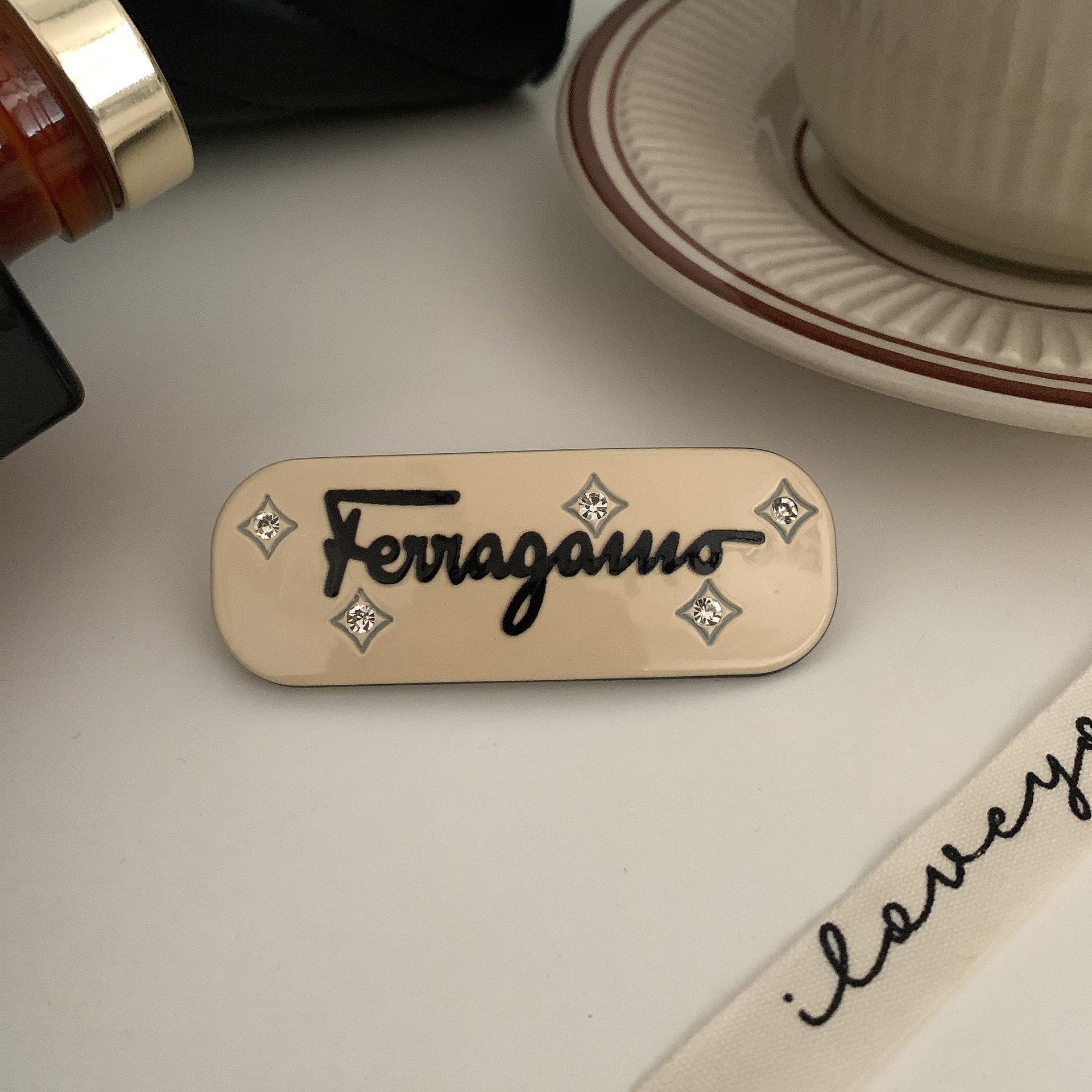 

«Корейская заколка для волос в форме акулы из высококачественного ацетата — большой декоративный аксессуар для женщин»