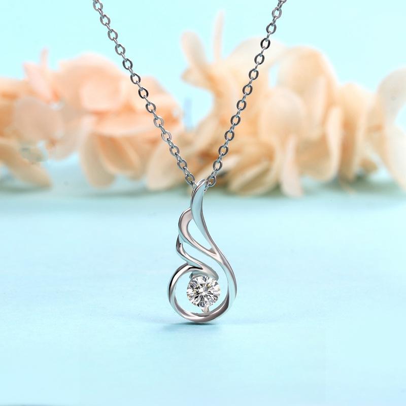 Angel Wings Korean Edition Pendant Fashion Creative Personality Diamond Wings Niche Design Necklace Women