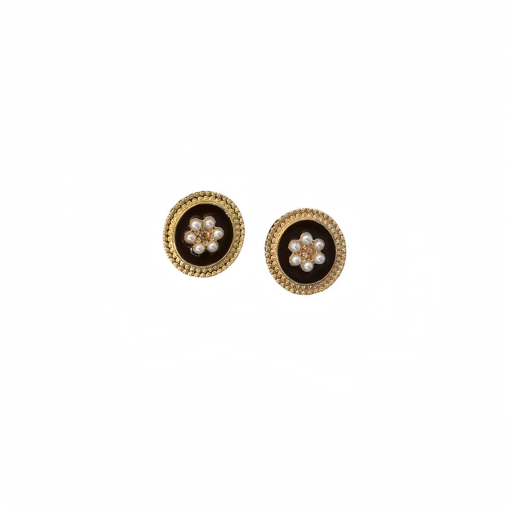 Simple female retro pearl flower light luxury niche temperament high design stud earrings stall