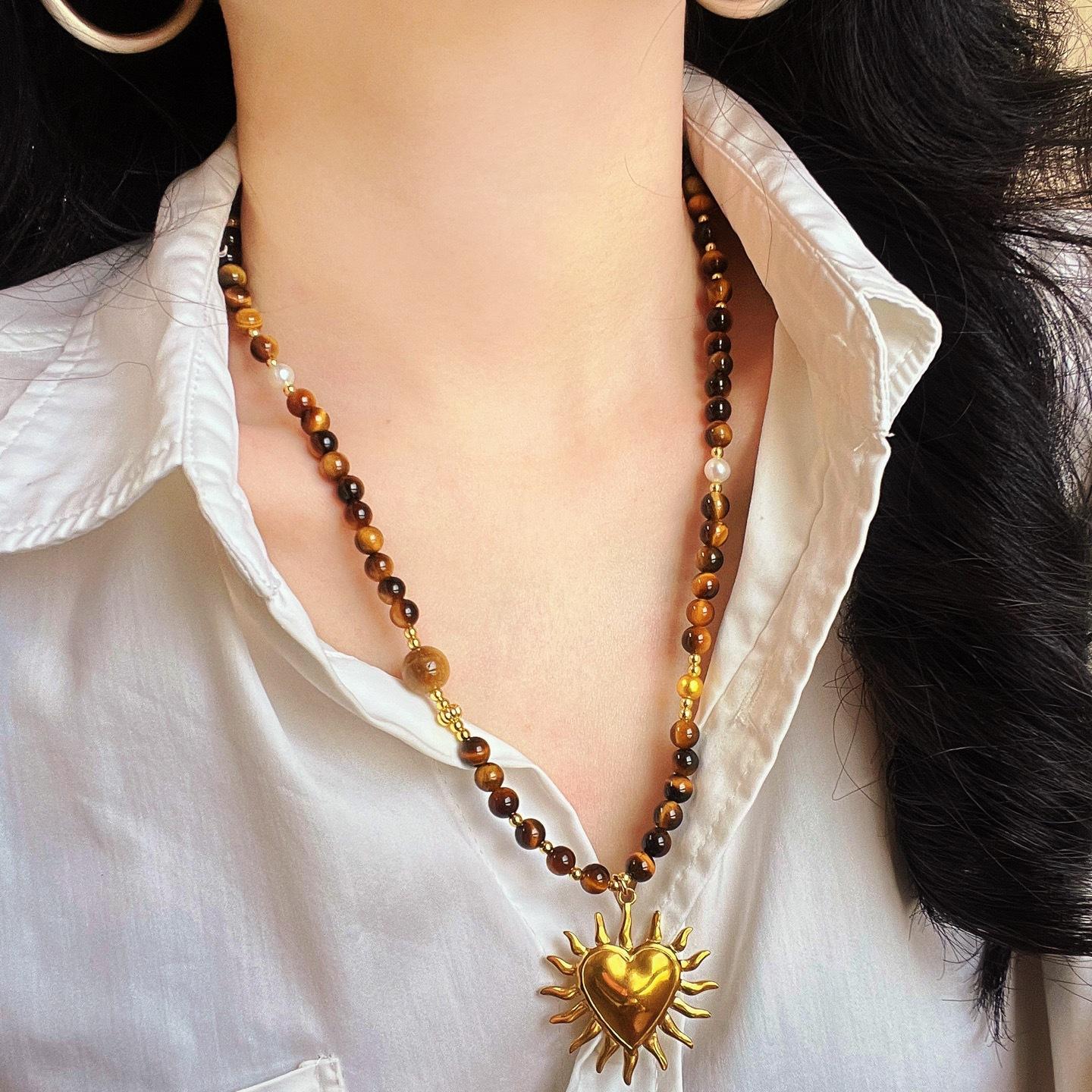 High Quality Maillard Natural Tiger S Eye Stone Mini Clavicle Chain Necklace Pendant Female