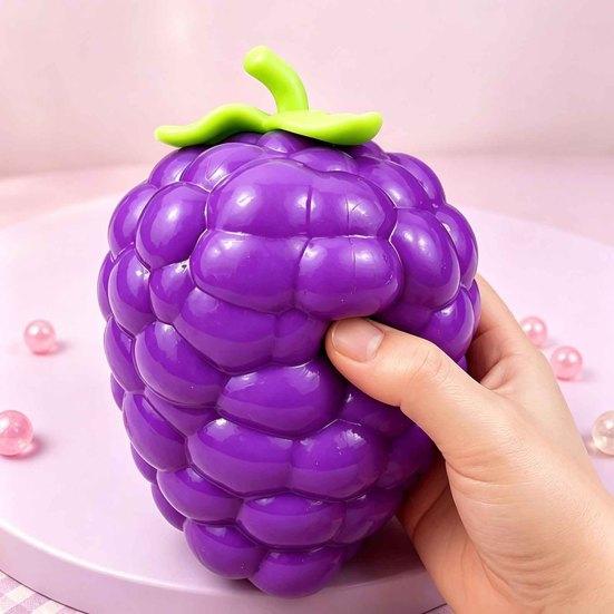 Study Stress Reduction Toy Large Pineapple Ball Slow Rising Fruit Squeeze for Anxiety Relief Strawberry Grape Reliever Banana Corn Carrot