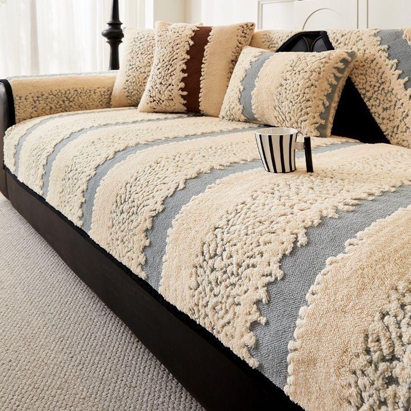 

Plush Sofa Cushion Autumn And Winter New Thickened Non-Slip Seat Cushion Light Luxury Premium Cover Warm Cover 70*70cm