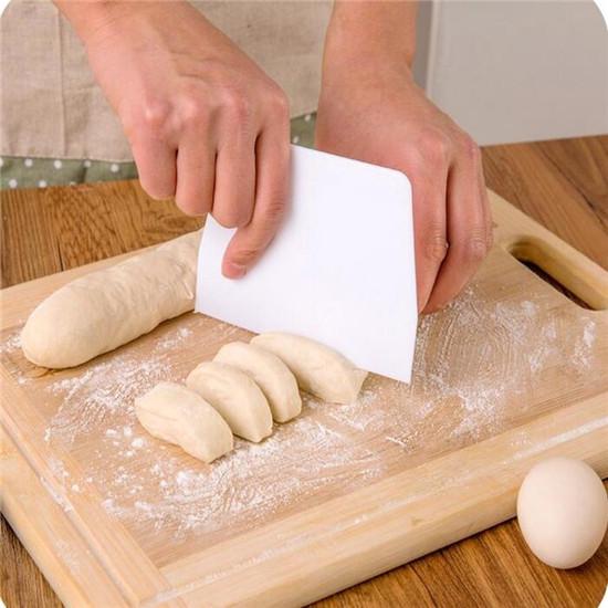 1/2PCS Scraper cream dough cake cutter