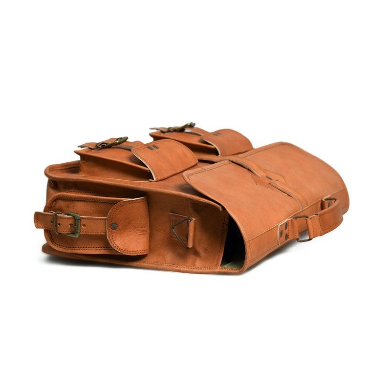 Персонализированная кожаная сумка-мессенджер — фото 4