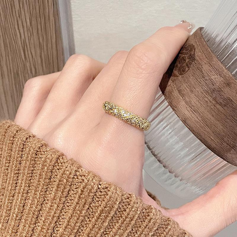 Gold Medieval Oval Black Gallstone Open Ring Stacked With Light Luxury French High-End Ring, Personalized Index Finger Ring