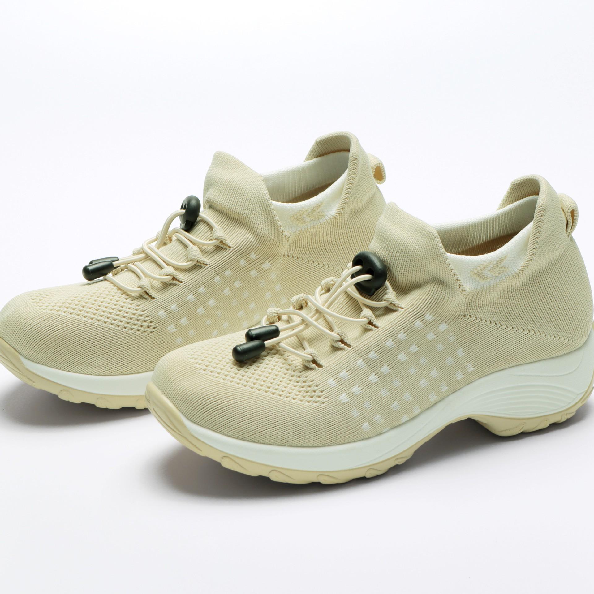 

2025 новые женские туфли большого размера с высокой эластичностью, летающее плетение, повседневные трендовые модные дышащие спортивные женские носки, размер 45 45 абрикосовый