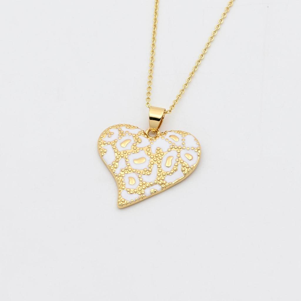 Collar con Colgante de Corazón de Esmalte de Cobre Bohemio para Mujer