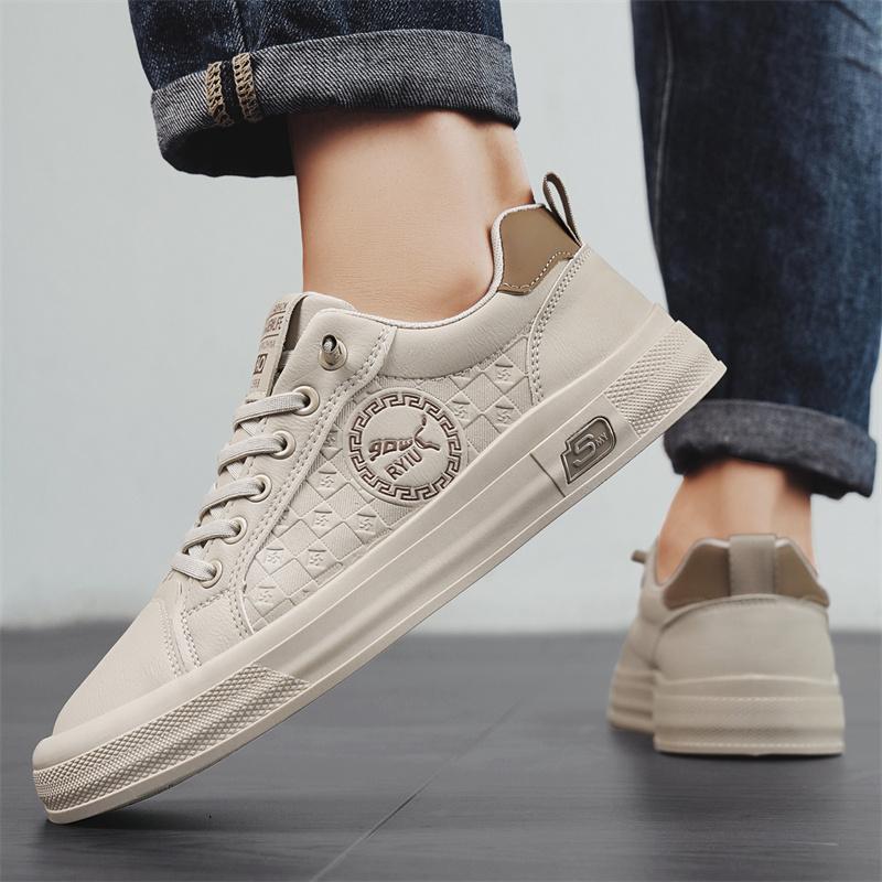 New large-sized men's casual sports shoes, thick-soled comfortable men's sneakers hiking fashionable men's punk shoes, loafers