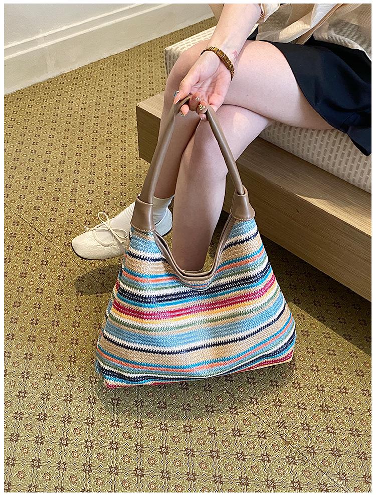 Striped Straw Woven Tote: Women's Large Capacity Shoulder Bag for Beach Vacation 2025 Fashion.