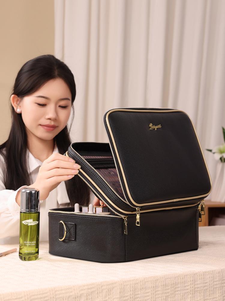 Elegancka kosmetyczka z haftem: Lekki, Duża pojemność, Profesjonalne przechowywanie dla artystów