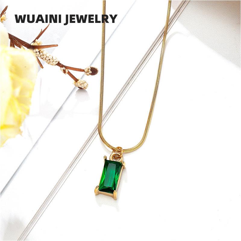 14K Gold-Plated Emerald Zircon Clavicle Necklace - Light Luxury Titanium Pendant for Women