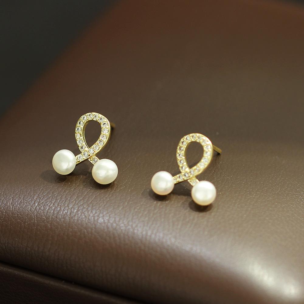New product simple stone line small stud earrings natural freshwater pearl versatile earrings 925 silver needle earrings women's