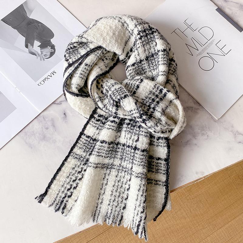 100 Wool Plaid Scarf Women's Winter Black and White Plaid New Versatile Cashmere Knitted High-end Scarf