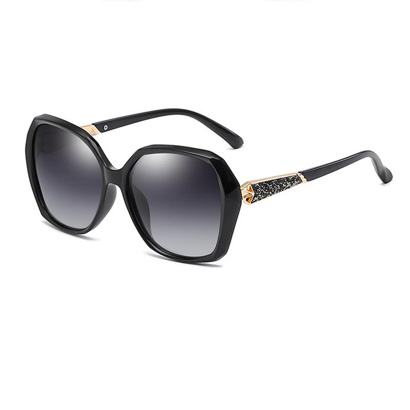 

Polarized sunglasses women s new advanced sense of gradual change sunglasses Internet celebrity large frame diamond glasses women