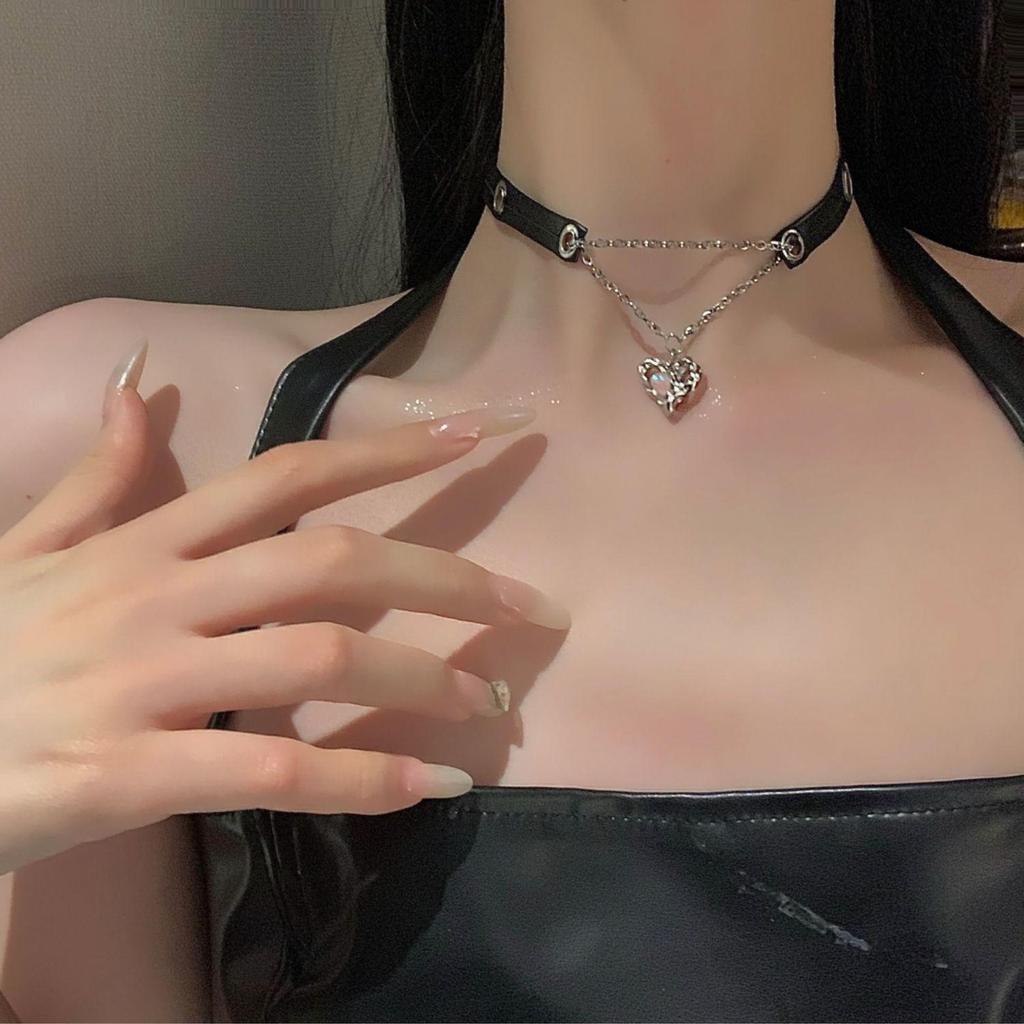 Trending Women's Leather Choker Necklace with Letter Stitching - Light Luxury & Cool Style Clavicle Chain Hot Girl Accessory.