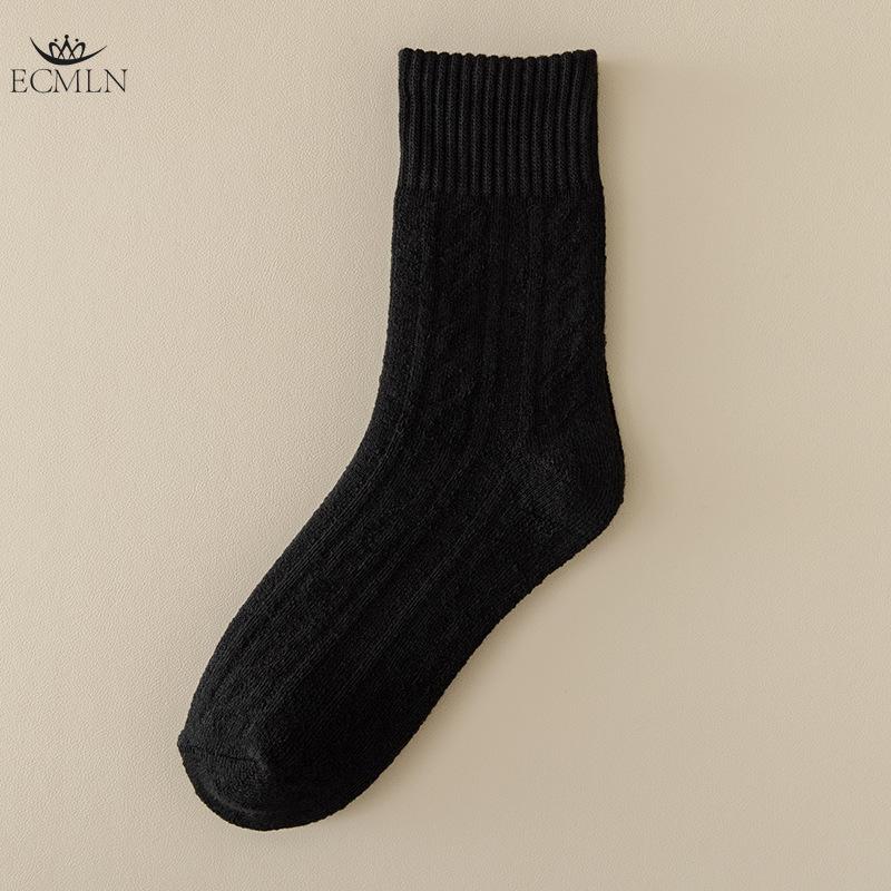 Women's Mid-tube Socks Autumn and Winter Thick Warm Terry Socks Retro Hemp Pattern Solid Color Women's Socks