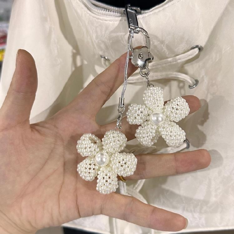 Delicate Pearls Flower Handphone Pendant/Keychain Lightweight Key Holder Mobile Phone Decoration Handbag Charm