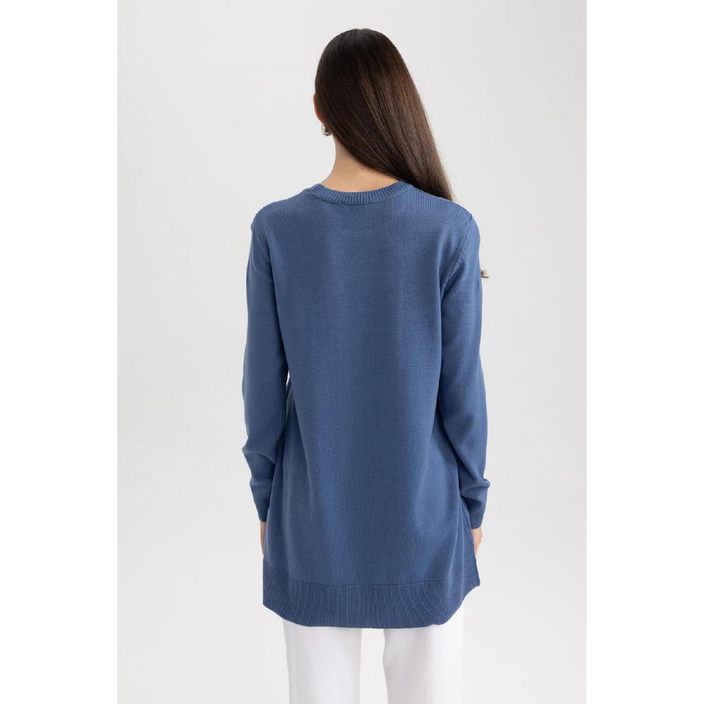 Tunika z okrągłym dekoltem o regularnym kroju