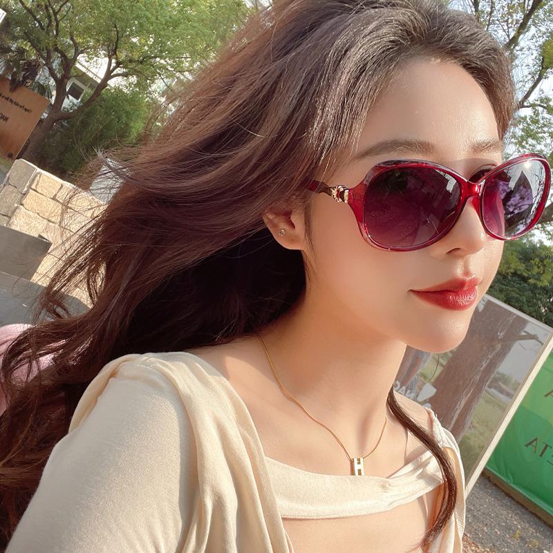 JYL TS Tea Lens Sunglasses Women UV Protection Fashion sp2594