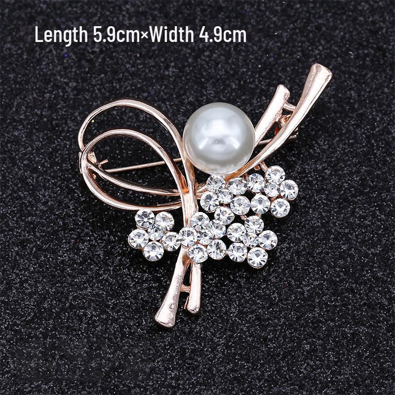 

«Элегантная женская брошь-заявление»: Модная булавка для шарфа или акцента на одежде.