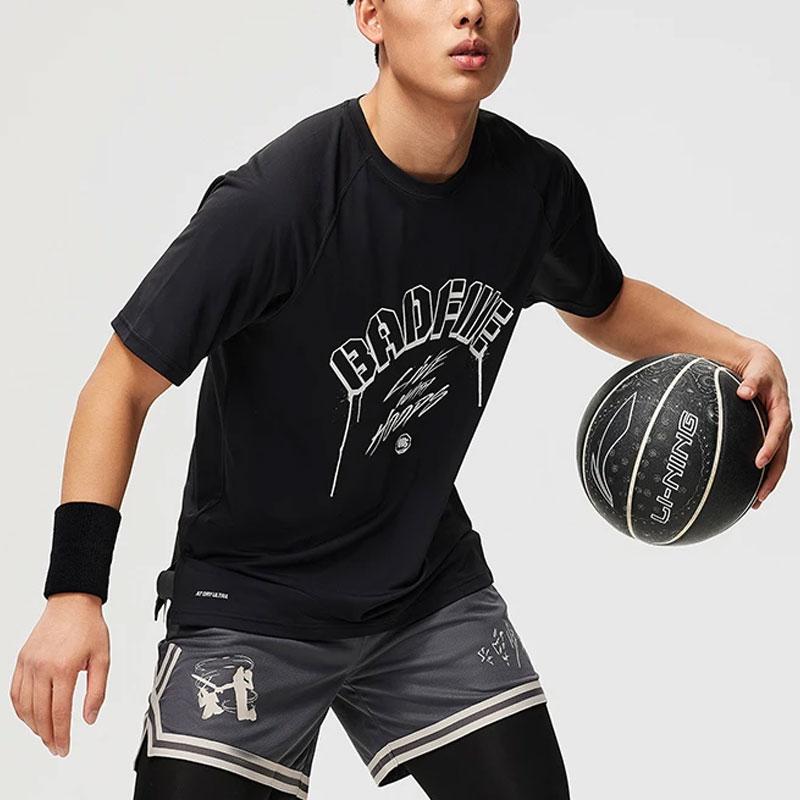 Li-Ning Badfive Tričko s krátkým rukávem s rychleschnoucím potiskem pro muže Topy Černá ATSU437-1