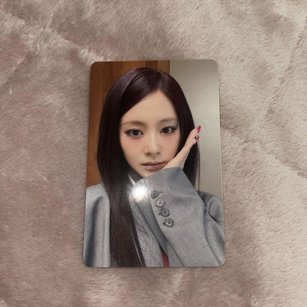 [USED] TWICE Tzuyu THIS IS FOR YIZHIYU Lakidro
