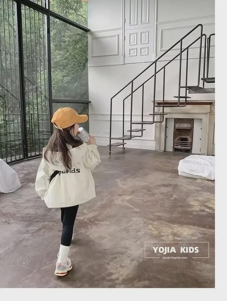 Stylish Hooded Windbreaker for Girls - Color Block Autumn/Winter Jacket for Kids