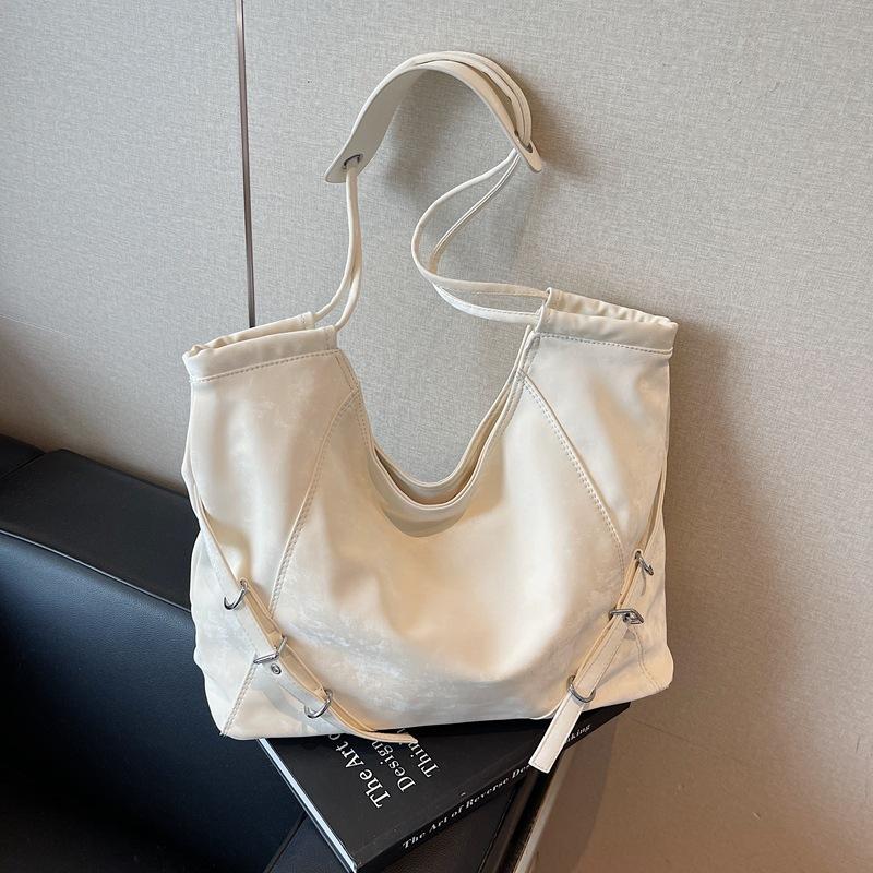 Commuter retro large-capacity bag women's new casual versatile shoulder bag college student tote bag