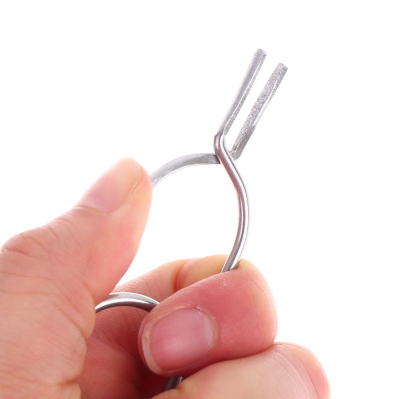Reliable Stainless Steel Hackle Pliers with Feather Wrapping Clips for Fly Tying and Fishing Adventures