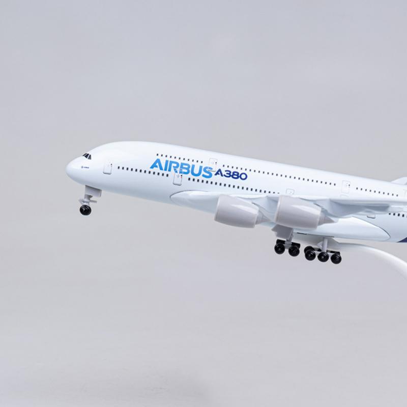 1/400 20CM Airbus A380 Die-cast Metal Alloy Aircraft Model A380 Airline Scale Plane Plane Cheap Games for Boys Aviation Airplane
