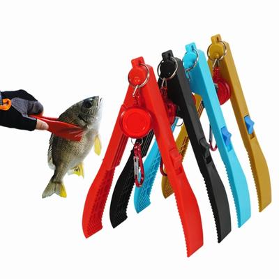 Multifunctional Fishing Fish Clip Hand Controller Tackle Tool Fishing Body Grip Clamp Gripper Grabber with Lock Switch