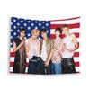 Kpop CCortis Flaga Ameryki Gobelin Wewnętrzny Gobelin Ścienny Wystrój Pokoju Domowa Sztuka Ścienna Prezent dla Fanów Kpop Dekoracja Miłośnika Kpop Co