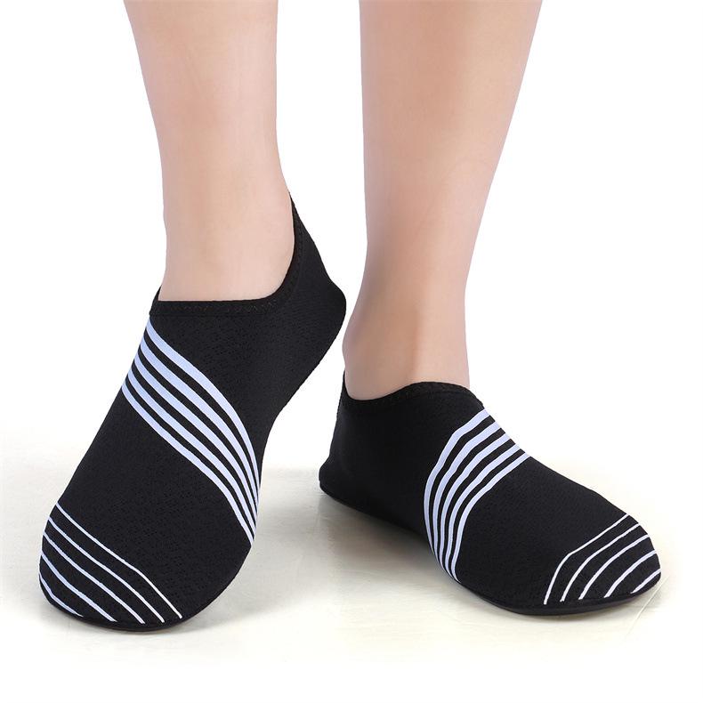 Outdoor Water Shoes for Diving, Swimming, Snorkeling, and Treadmill Sports - Soft & Comfortable for Summer