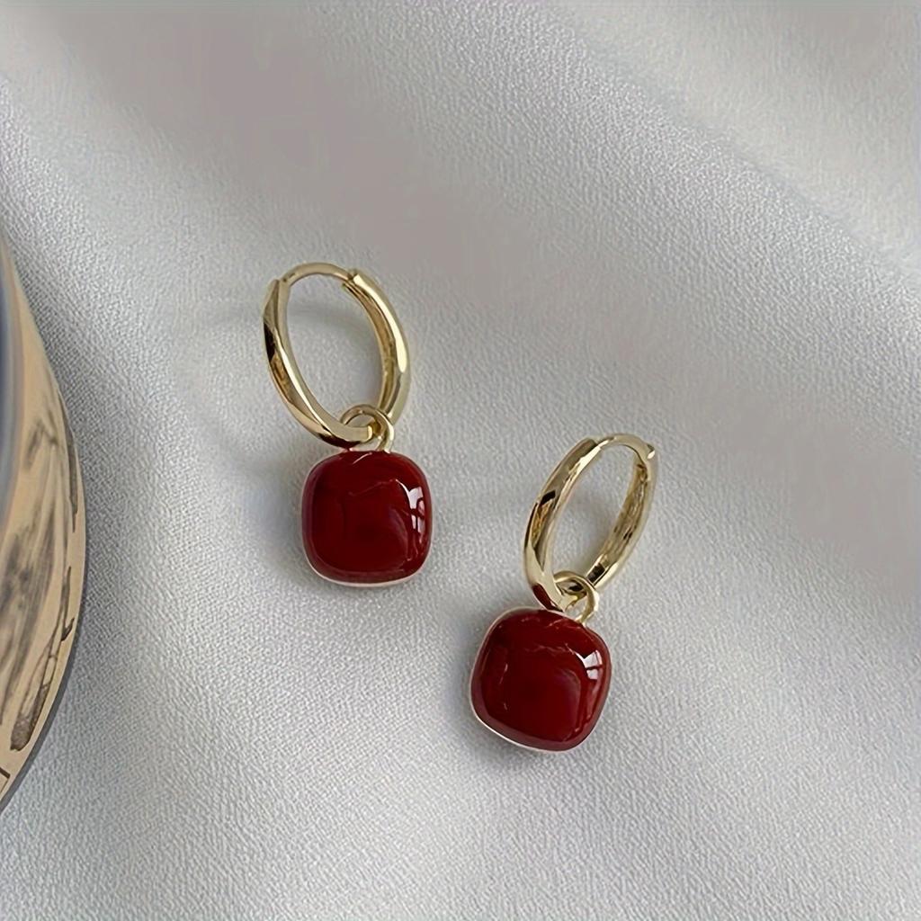 European American Red Square Drop Earrings - French Light Luxury Vintage Dangle, Niche High-End Dating Jewelry for Women