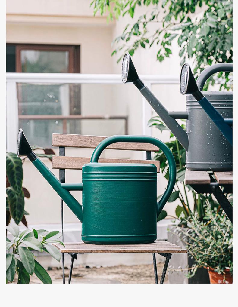 Special Offer: Large-Capacity Long-Spout Plastic Watering Can – Hot-Selling Gardening Tool