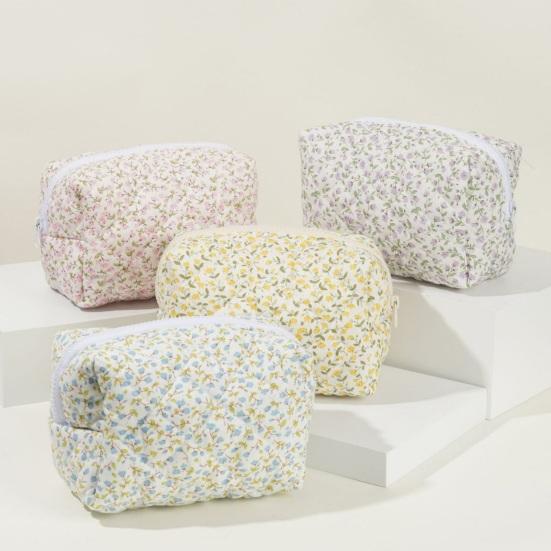 Quilted Floral Makeup Bag Soft Bag Portable Cosmetic Zippered Cosmetic Pouch Travel Makeup Organizer for Women