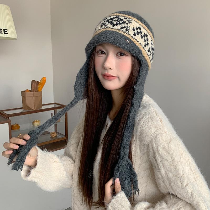 Vintage Fair Island Hat Women'S Windproof And Cold-Proof Wool Hat Warm Ear Protector Lei Feng Hat Show Face Small Knitted Hat
