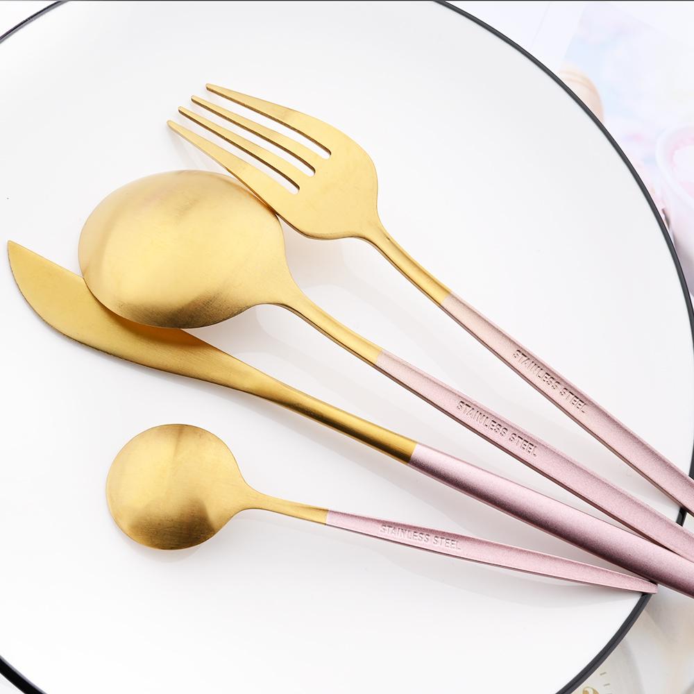 30-piece Black Handle Gold Cutlery Set Matte Finish Dinnerware Set Stainless Steel Knife Fork Spoons Kitchen Utensils Complete